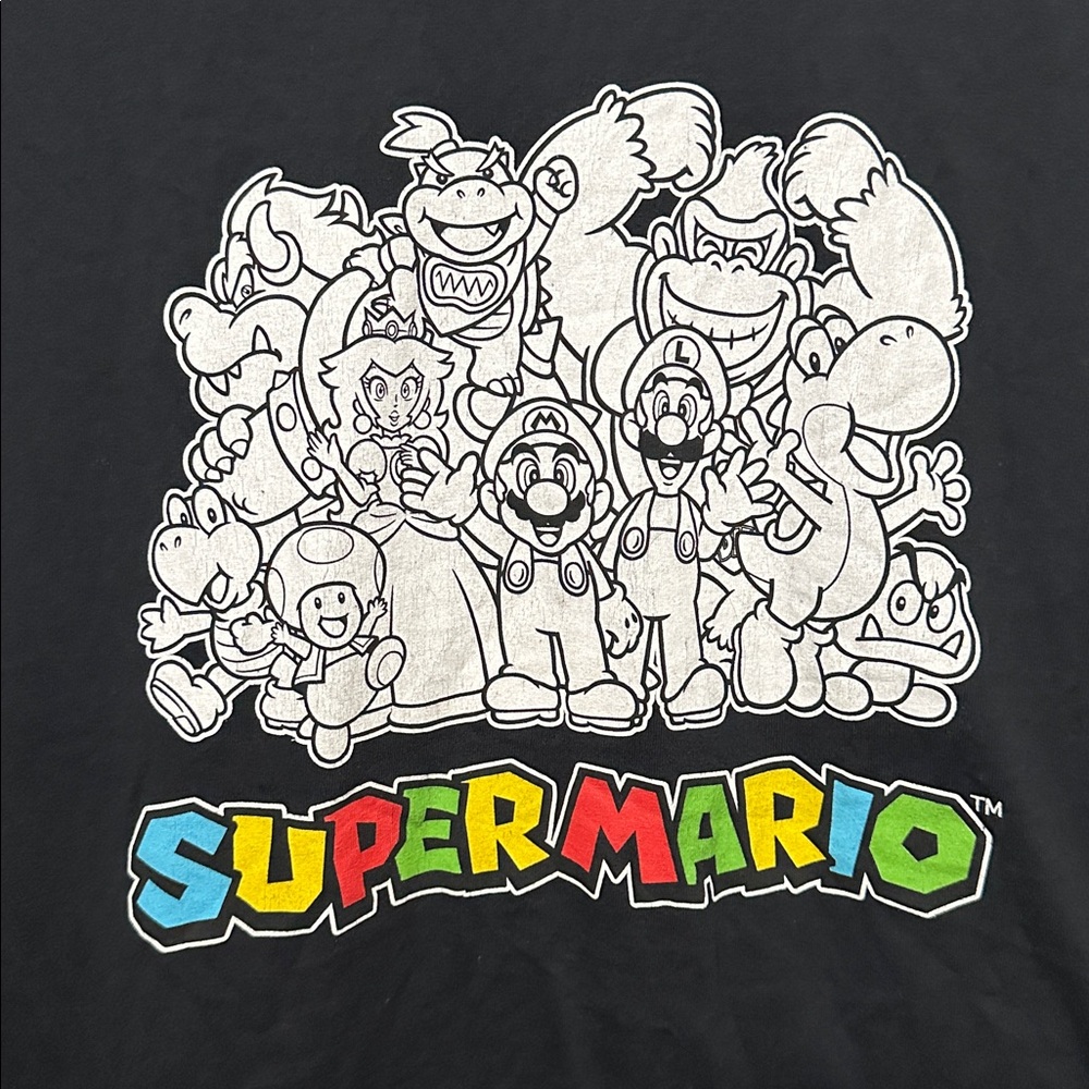 Super Mario Tee in Black - Men’s T-shirt - LARGE - Picture 2 of 3